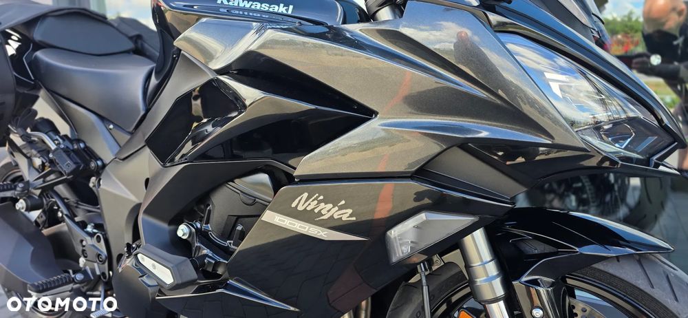 Kawasaki Ninja 1000 SX - 9