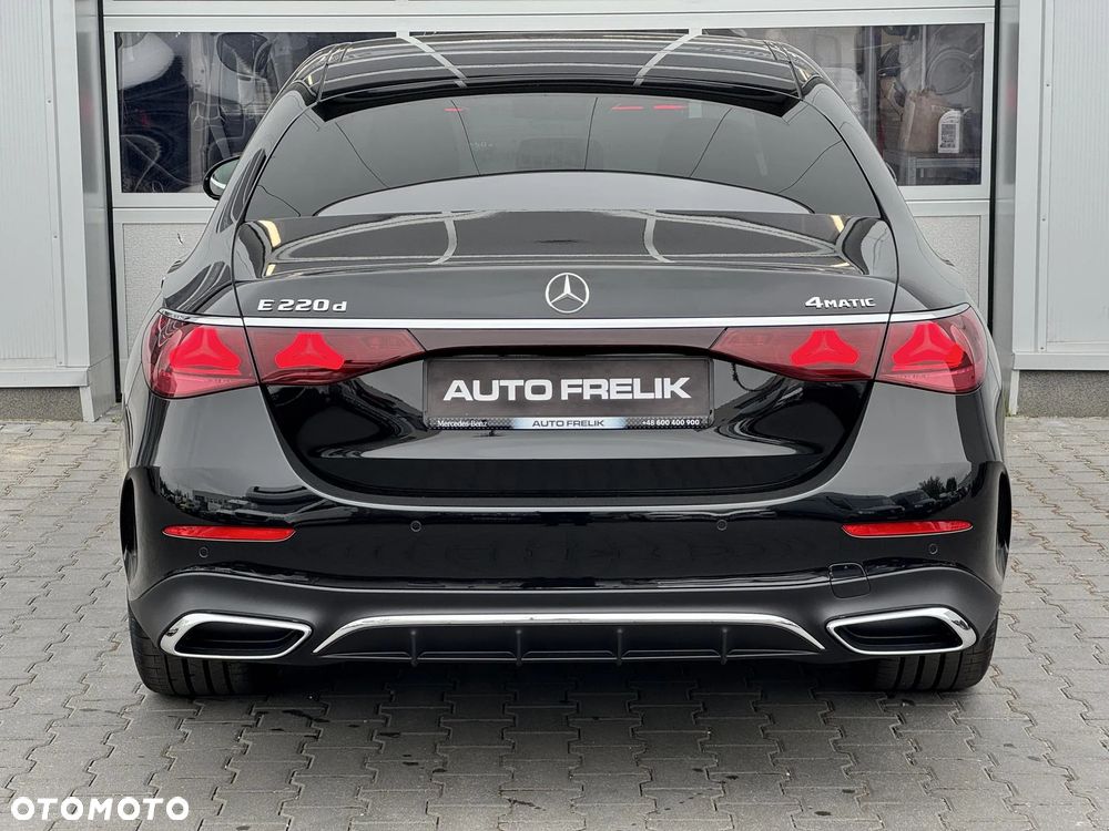 Mercedes-Benz Klasa E 220 d mHEV 4-Matic AMG 9G-Tronic - 11