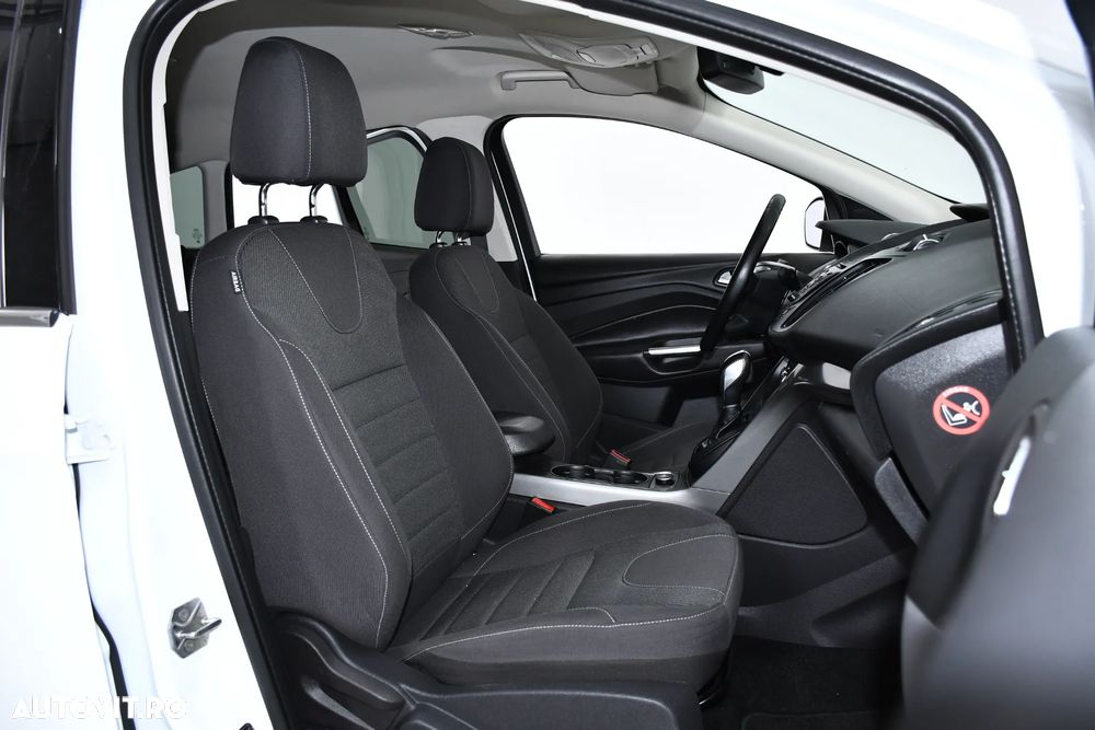 Ford Kuga 2.0 TDCi 4x4 Trend - 13