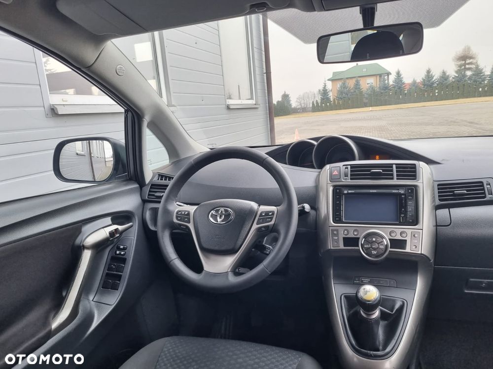 Toyota Verso 1.6 5-Sitzer Comfort - 24