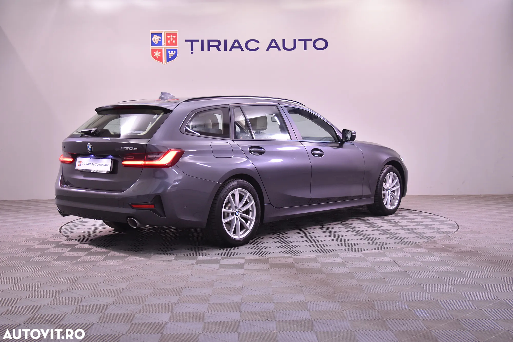 BMW Seria 3 330e xDrive AT PHEV - 5