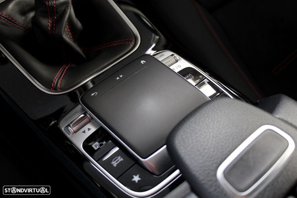 Mercedes-Benz A 160 AMG Line - 15