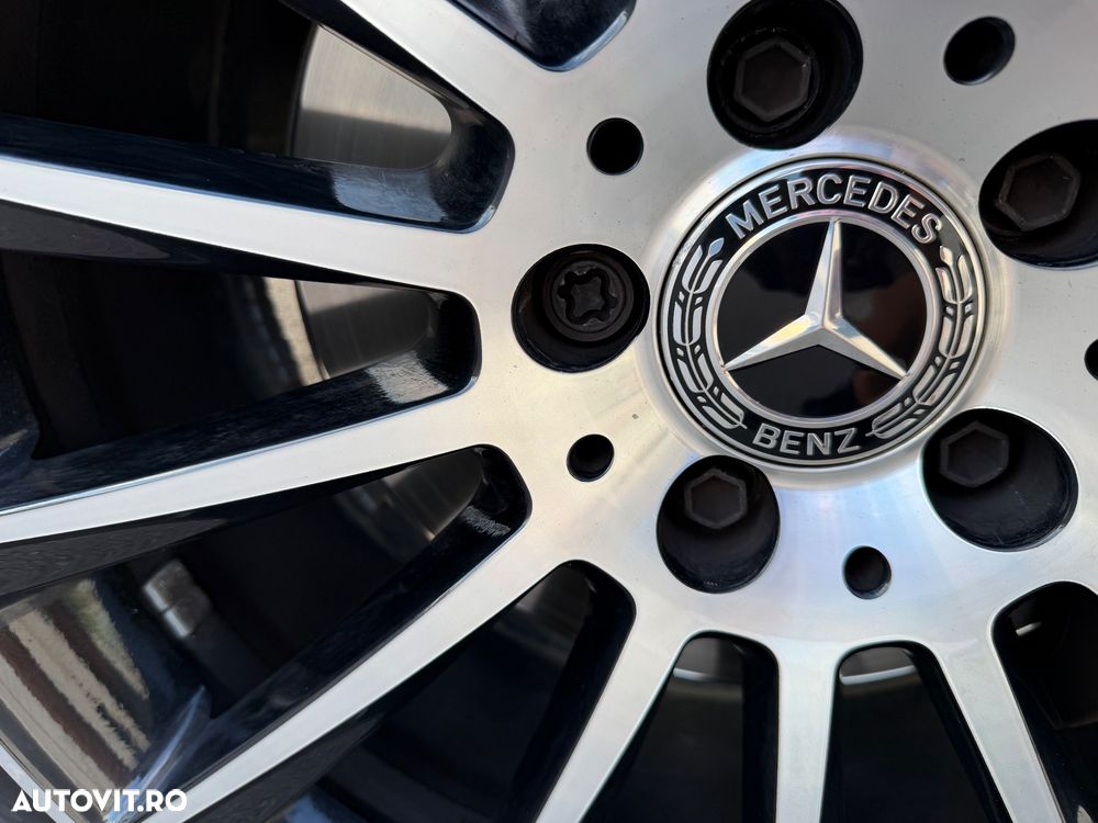 Mercedes-Benz GLC - 28