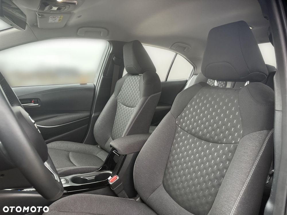 Toyota Corolla 1.8 Hybrid Comfort - 13