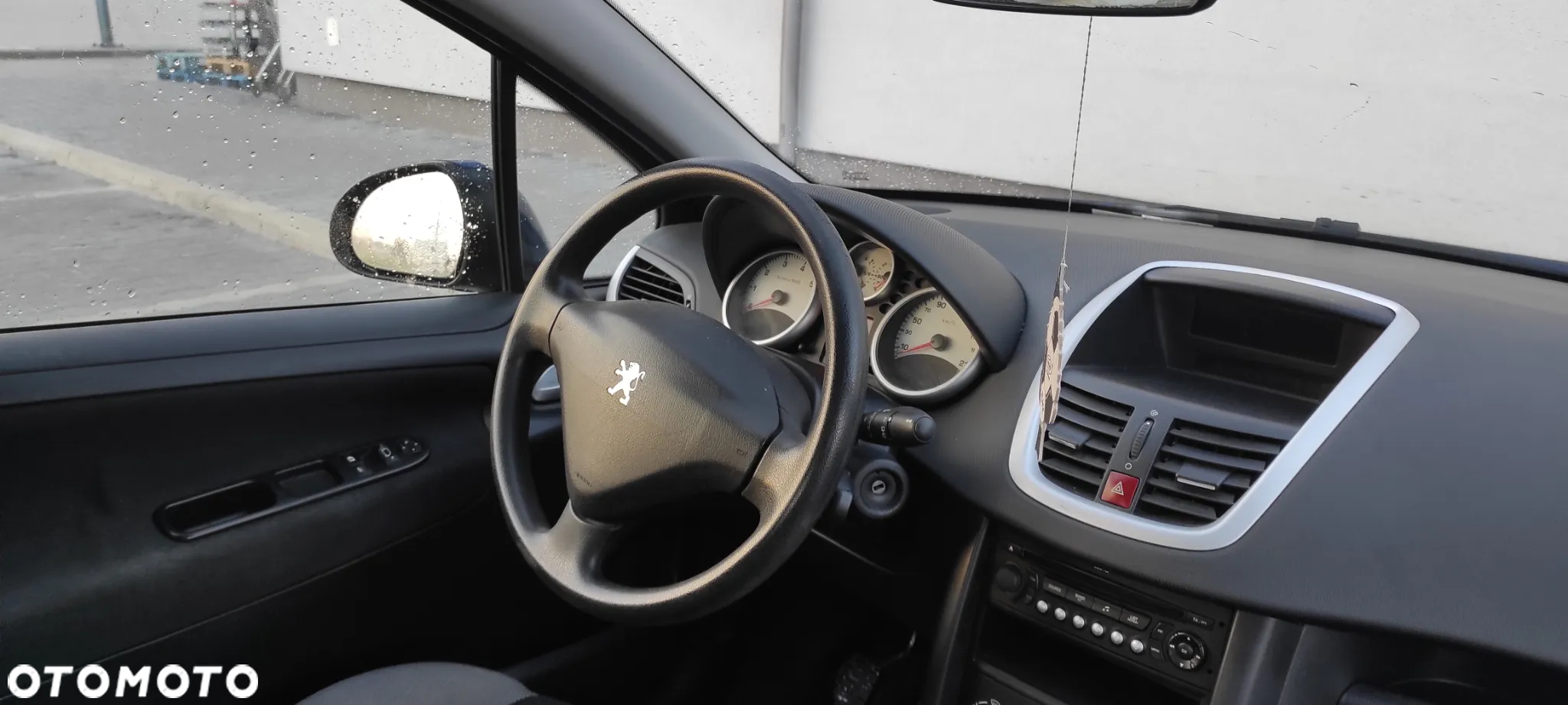Peugeot 207 1.4 16V Trendy - 8