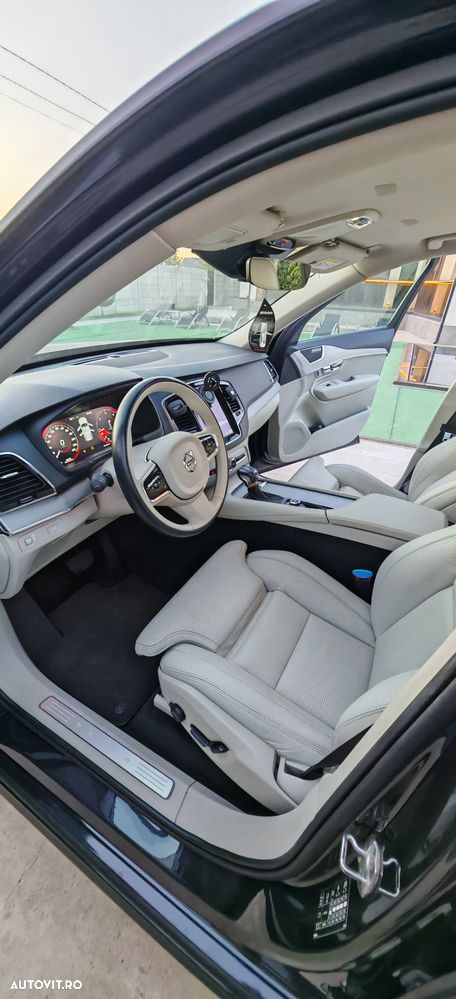 Volvo XC 90 D5 AWD Geartronic Inscription - 10