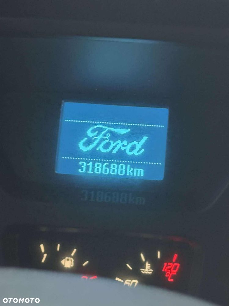 Ford TRANSIT CUSTOM - 5