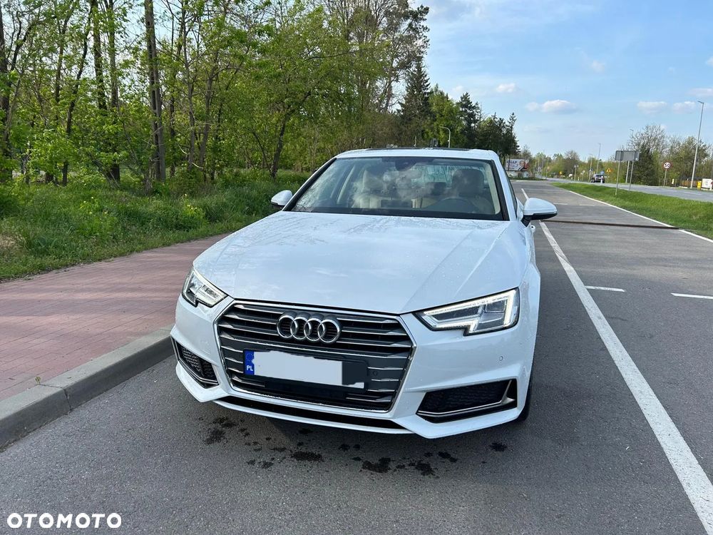 Audi A4 - 1