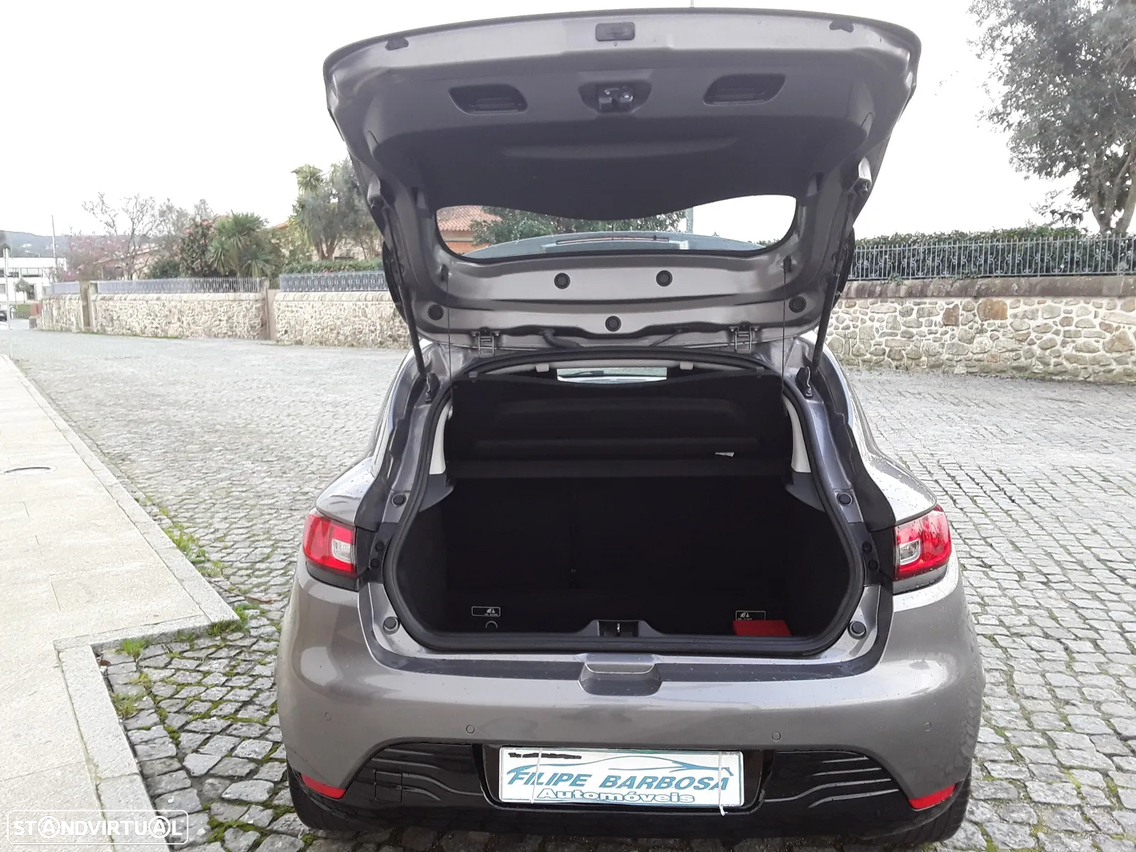 Renault Clio (Energy) dCi 90 Start & Stop INTENS - 12