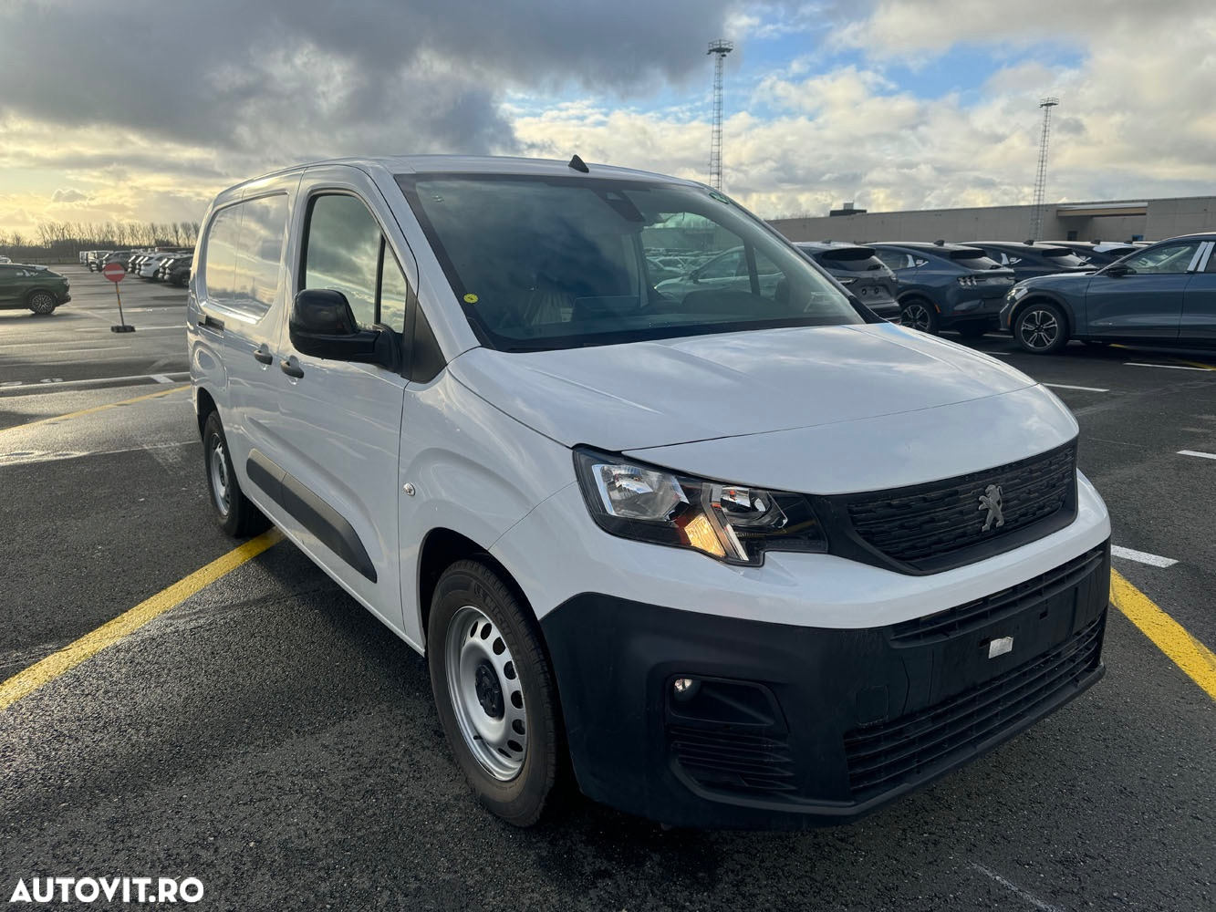 Peugeot E-Partner - 3