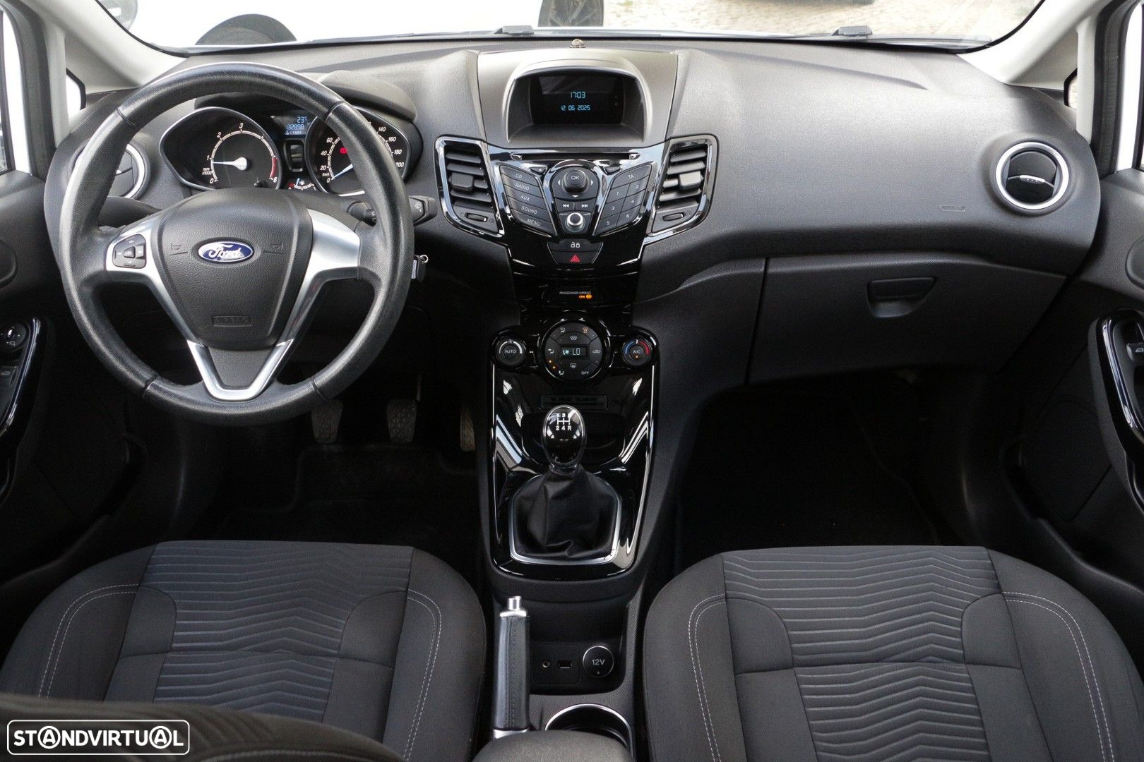 Ford Fiesta 1.5 TDCi Trend - 4