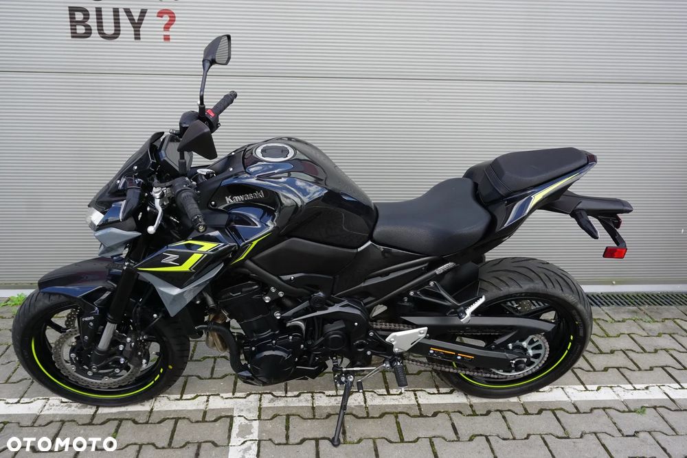 Kawasaki Z 900 - 12
