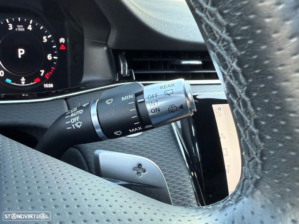 Land Rover Range Rover Evoque - 16