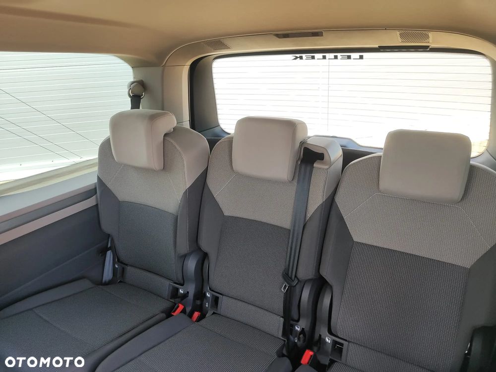 Volkswagen Multivan 2.0 TDI L2 Edition DSG - 15