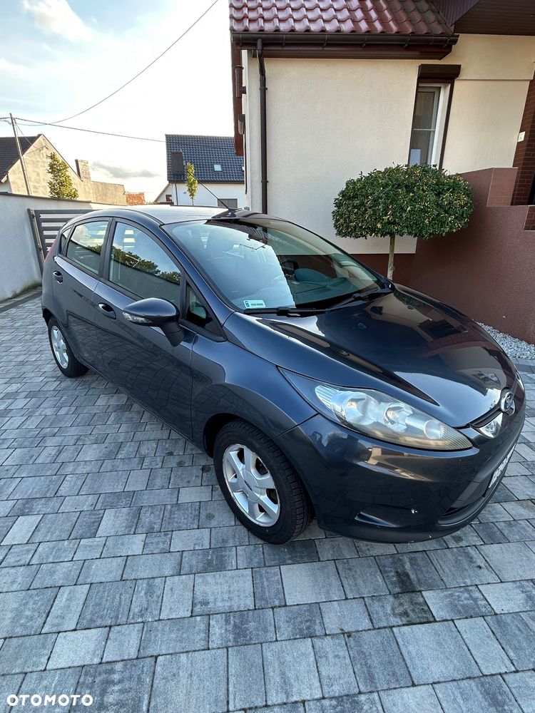 Ford Fiesta - 2