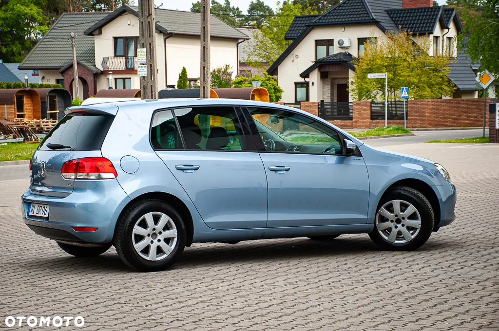 Volkswagen Golf 1.6 Comfortline - 16