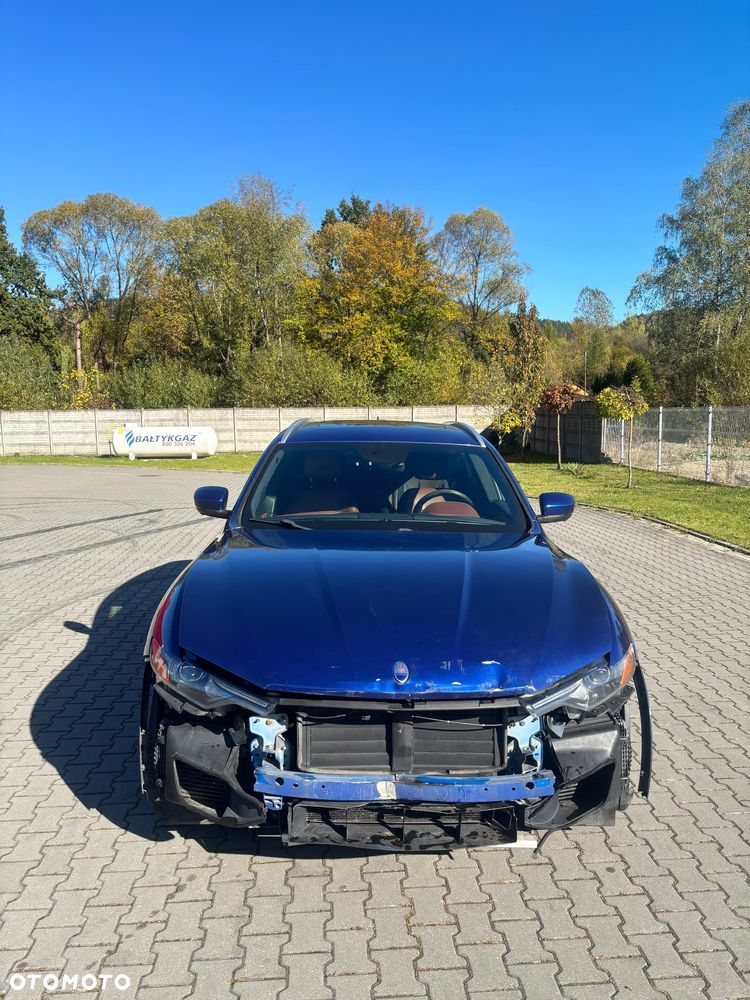Maserati Levante 2017 photo 2