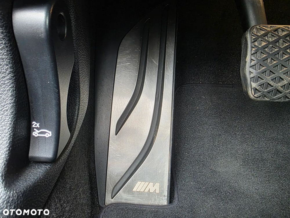BMW Seria 1 120d xDrive BluePerformance Sport Line - 30