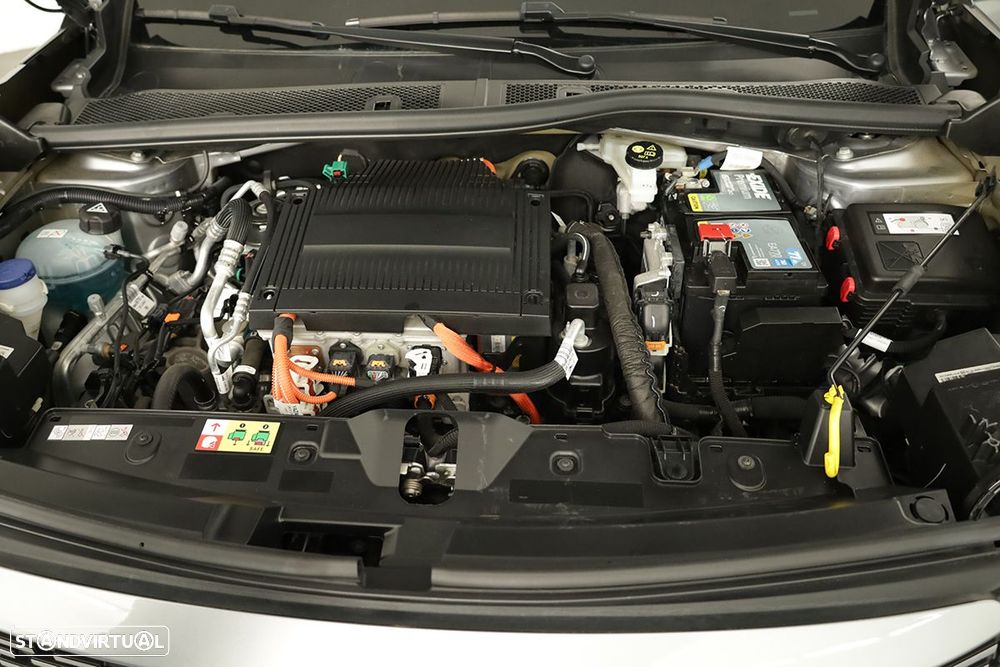 Peugeot e-2008 50 kWh GT - 21