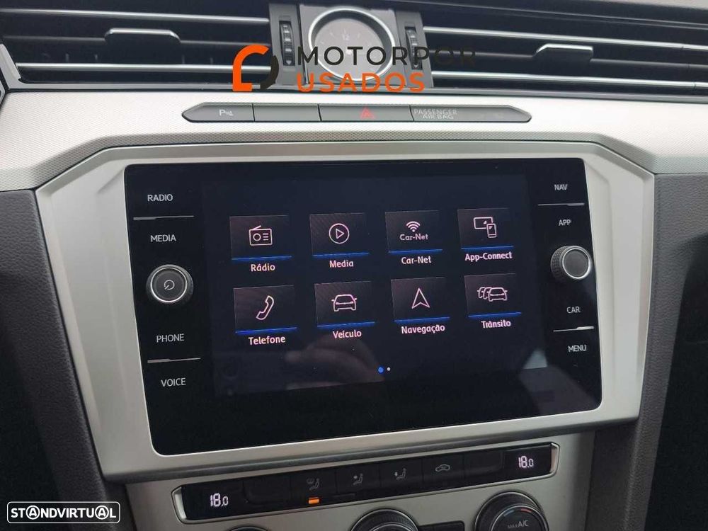 VW Passat Variant 2.0 TDI Confortline DSG - 20