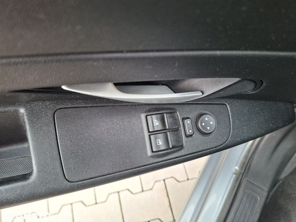 Fiat Grande Punto 1.4 8V - 11