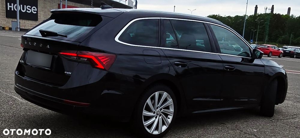 Skoda Octavia 2.0 TDI 4x4 Style DSG - 11