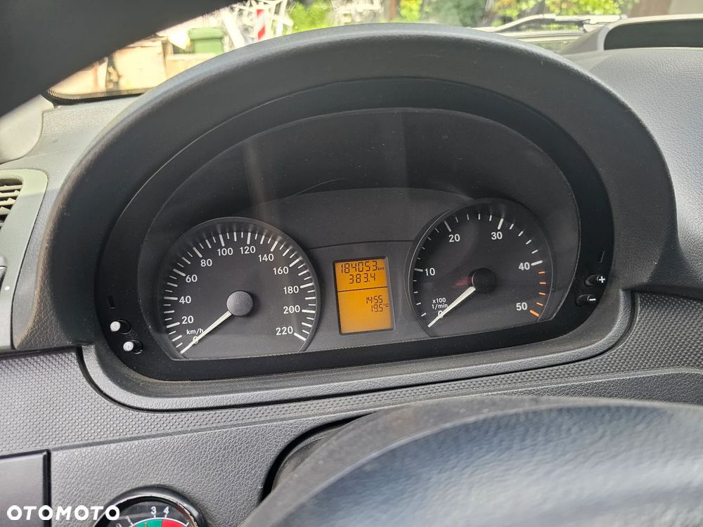 Mercedes-Benz Vito - 8