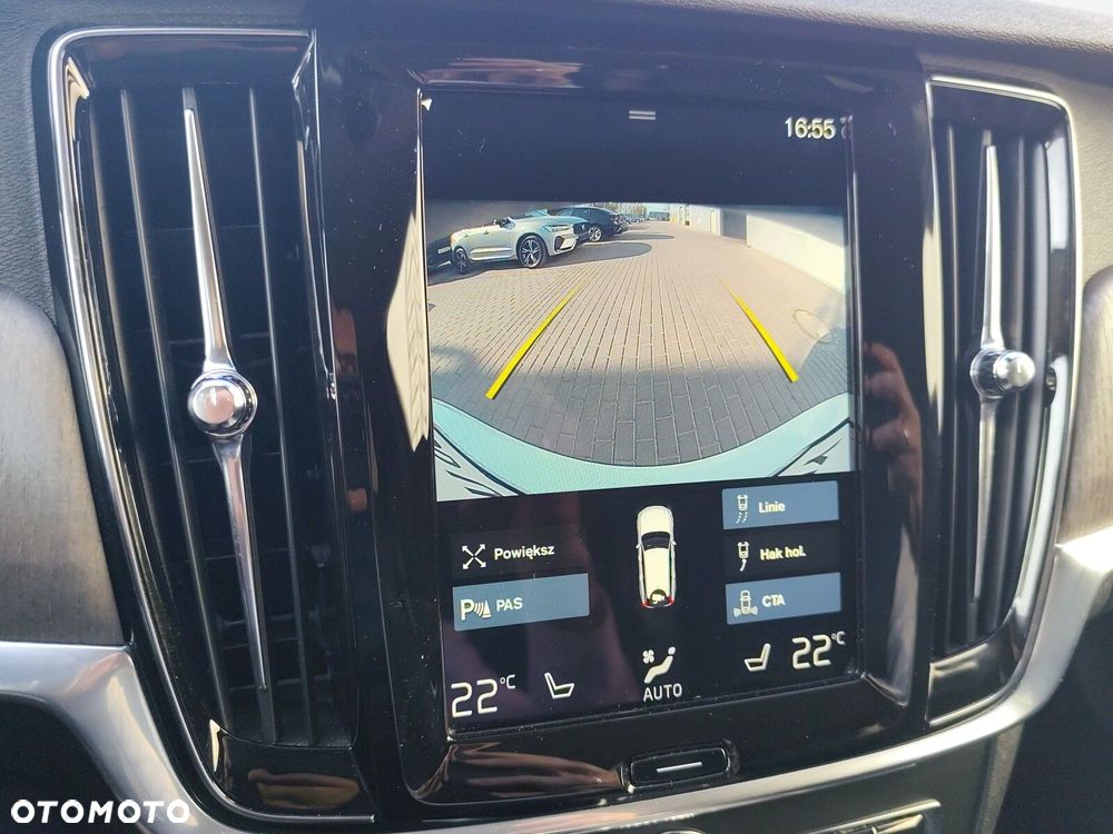 Volvo V90 Cross Country - 31