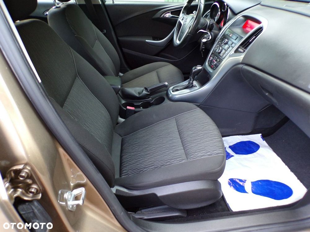Opel Astra - 22