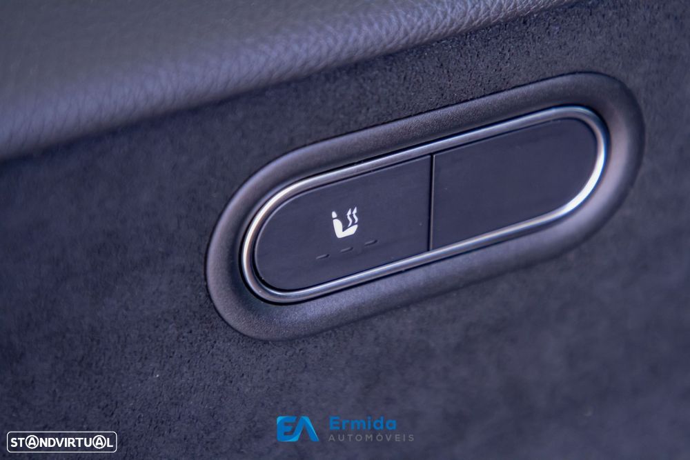 Mercedes-Benz A 250 - 42