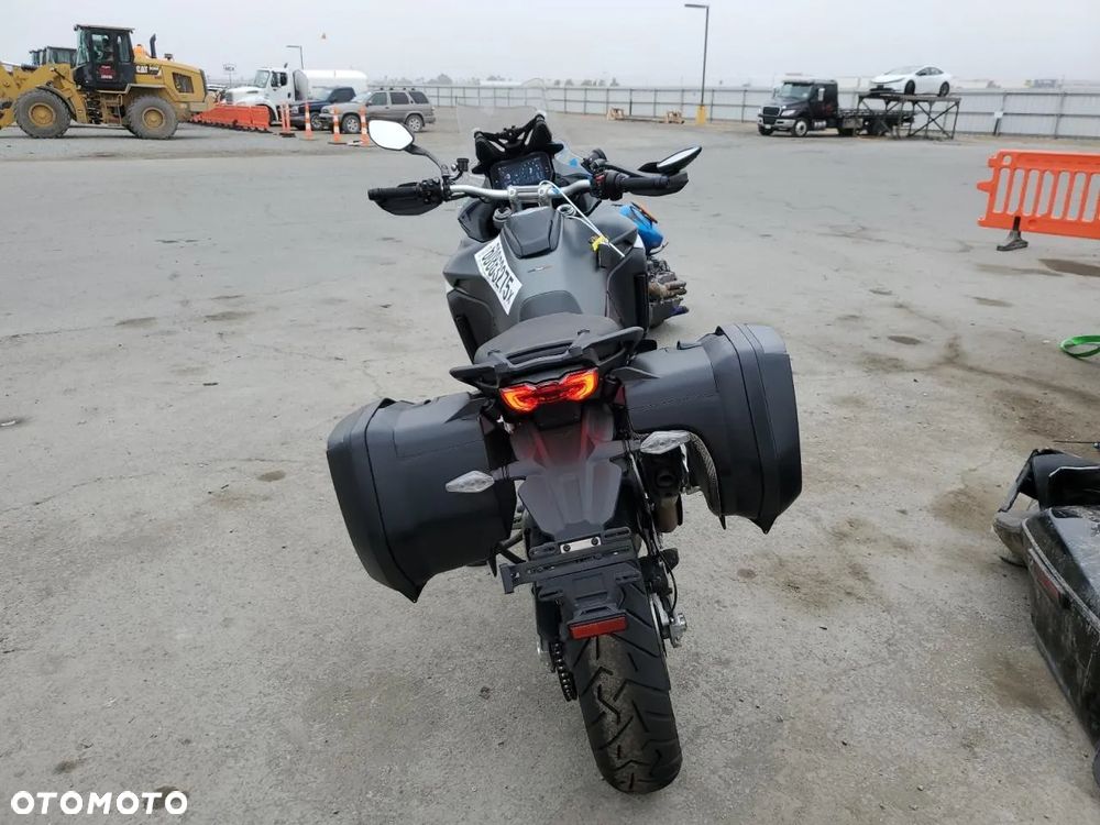 Ducati Multistrada - 4