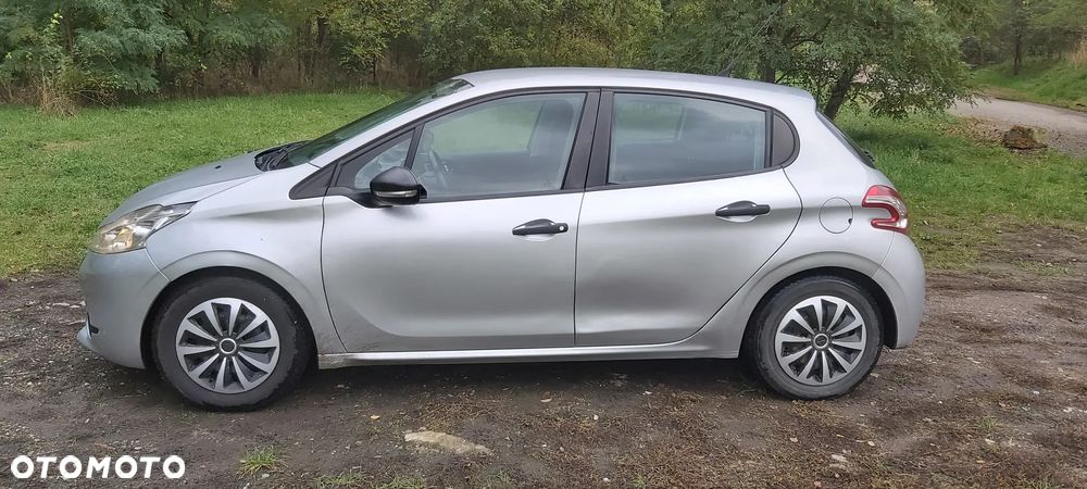 Peugeot 208 1.4 HDi Access - 2