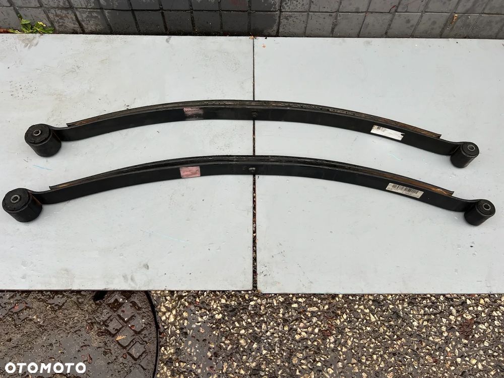 DUCATO JUMPER BOXER 2006-2024r RESORY PIORA TYL Wzmacniane