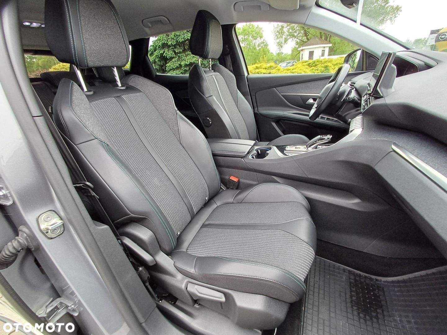 Peugeot 3008 - 16