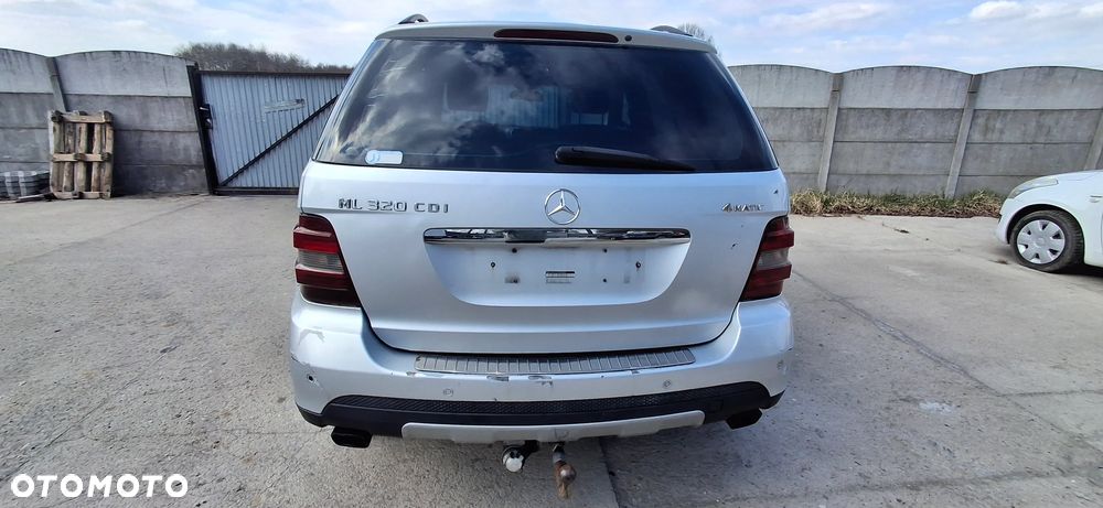 Mercedes-Benz ML 320 CDI 4Matic 7G-TRONIC - 7