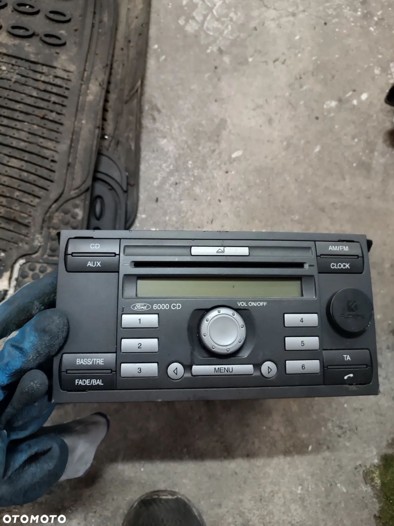 RADIO RADIOODTWARZACZ FORD FOCUS MK2 LIFT 10R-023539 - 1