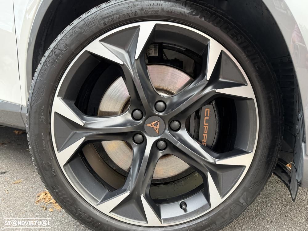 Cupra Formentor VZ 1.4 e-Hybrid DSG - 3