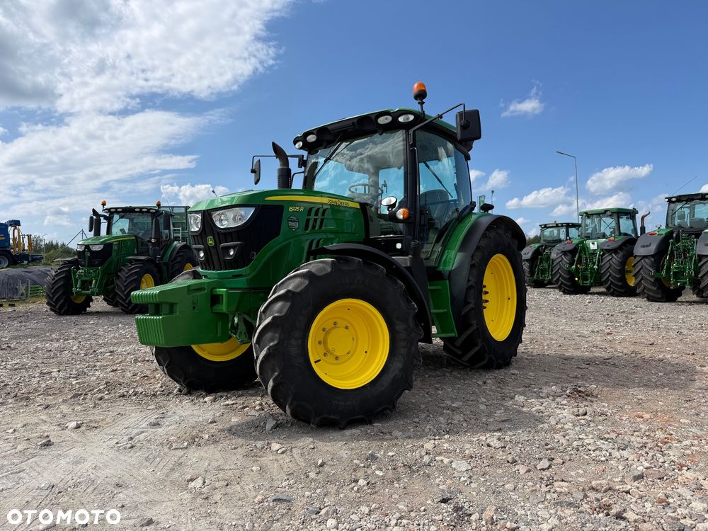 John Deere 6125R - 1