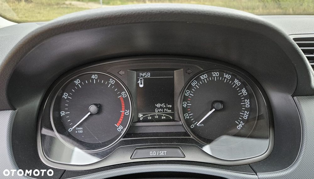 Skoda Fabia 1.2 TSI Active - 9