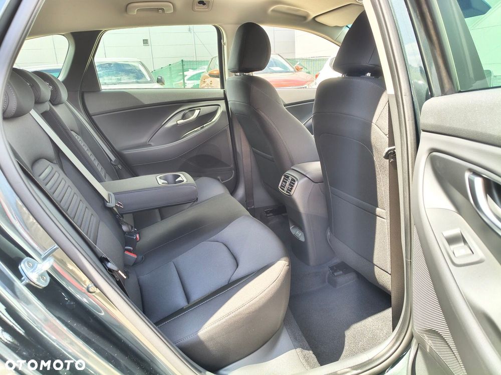 Hyundai i30 1.6 T-GDI Smart DCT - 23