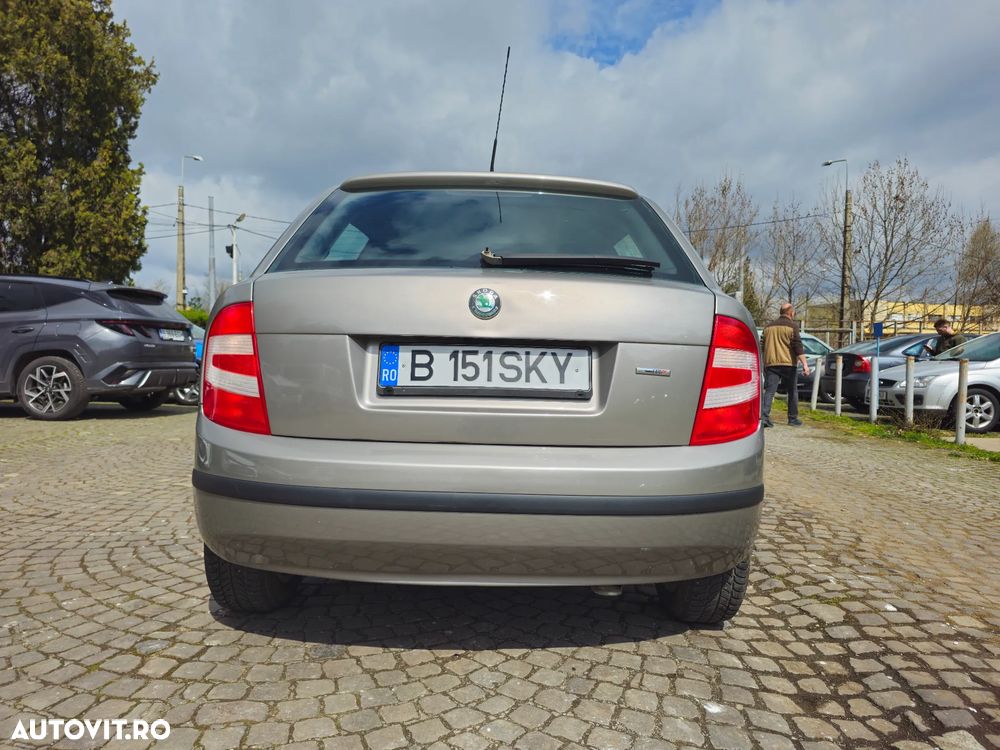 Skoda Fabia 1.2 Ambiente - 3