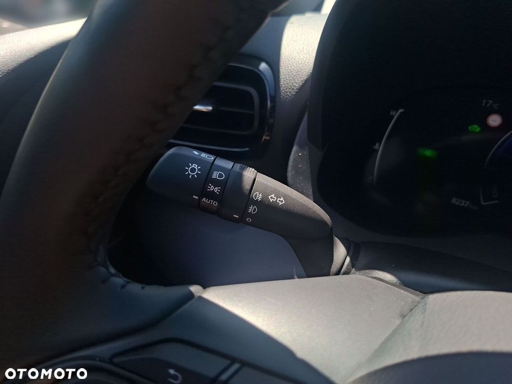 Toyota Yaris Hybrid 1.5 Style - 19