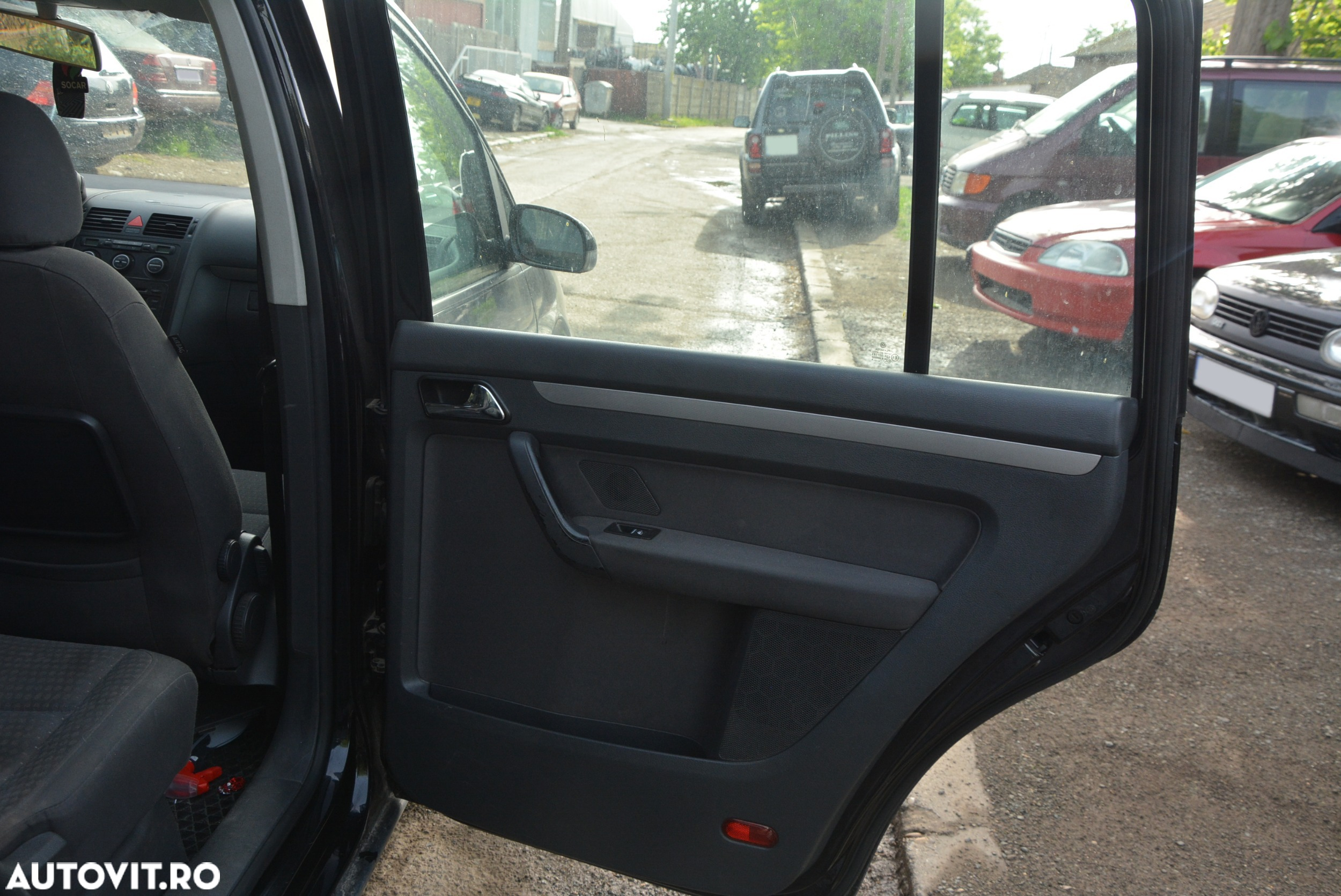 Dezmembrari  VW TOURAN (1T)  2003  > 2010 2.0 TDI Motorina - 48