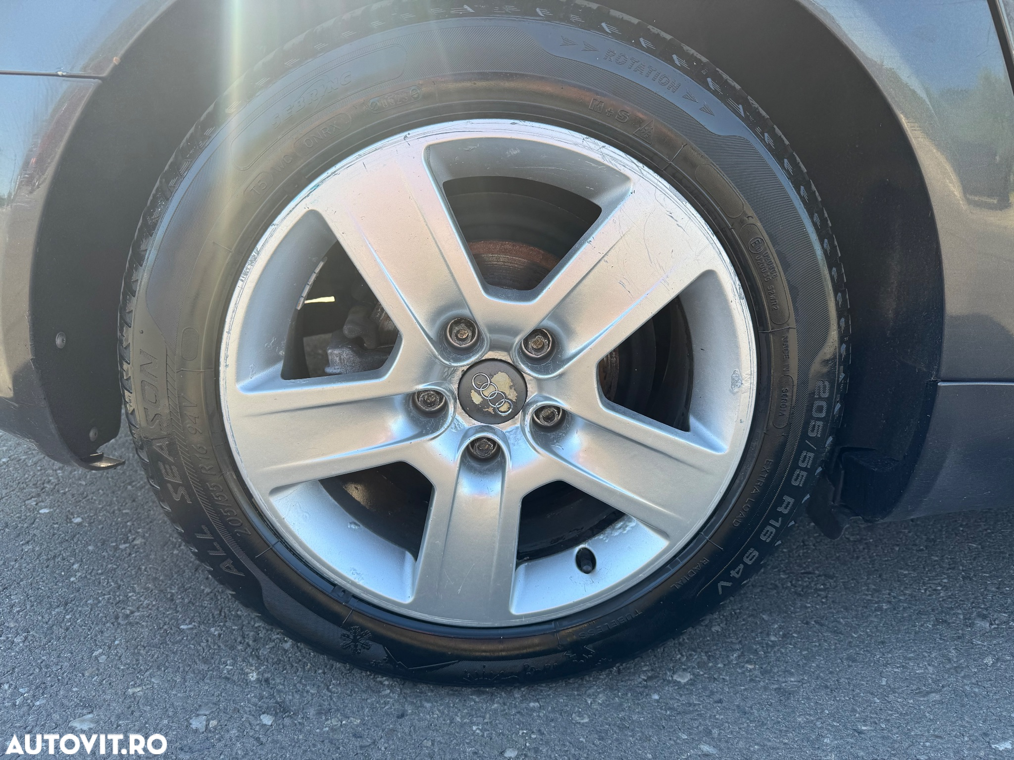 Audi A4 Avant 2.0 TDI DPF quattro - 15