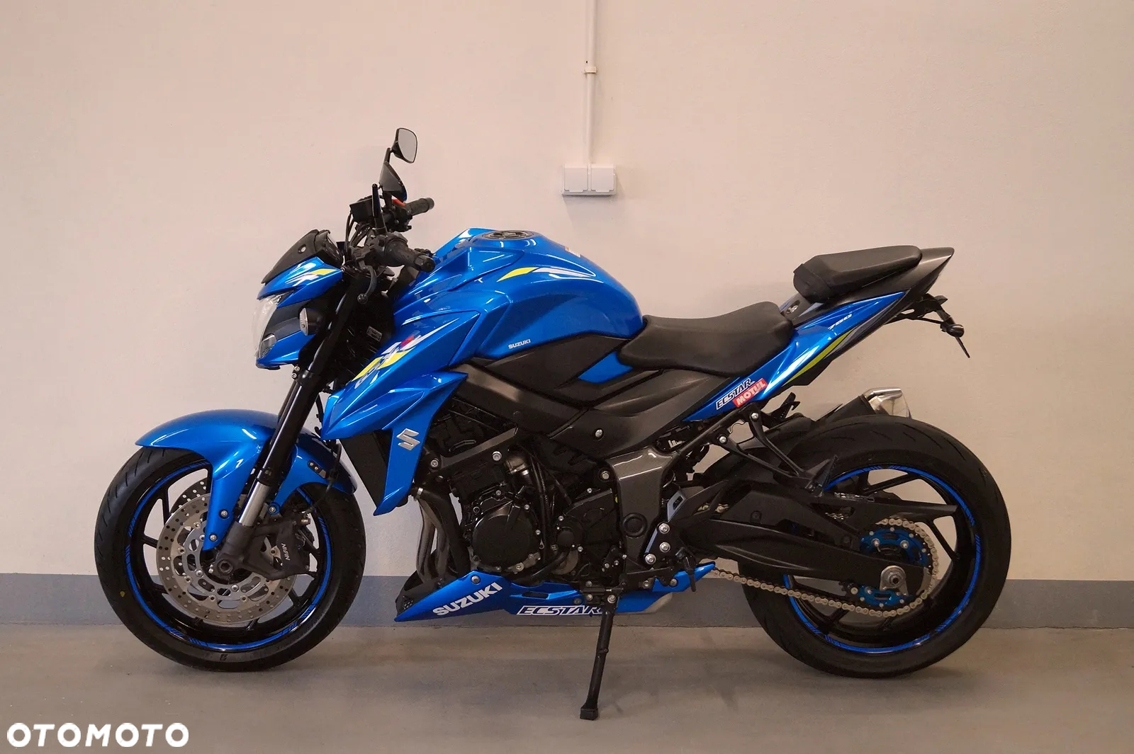 Suzuki GSX - 7