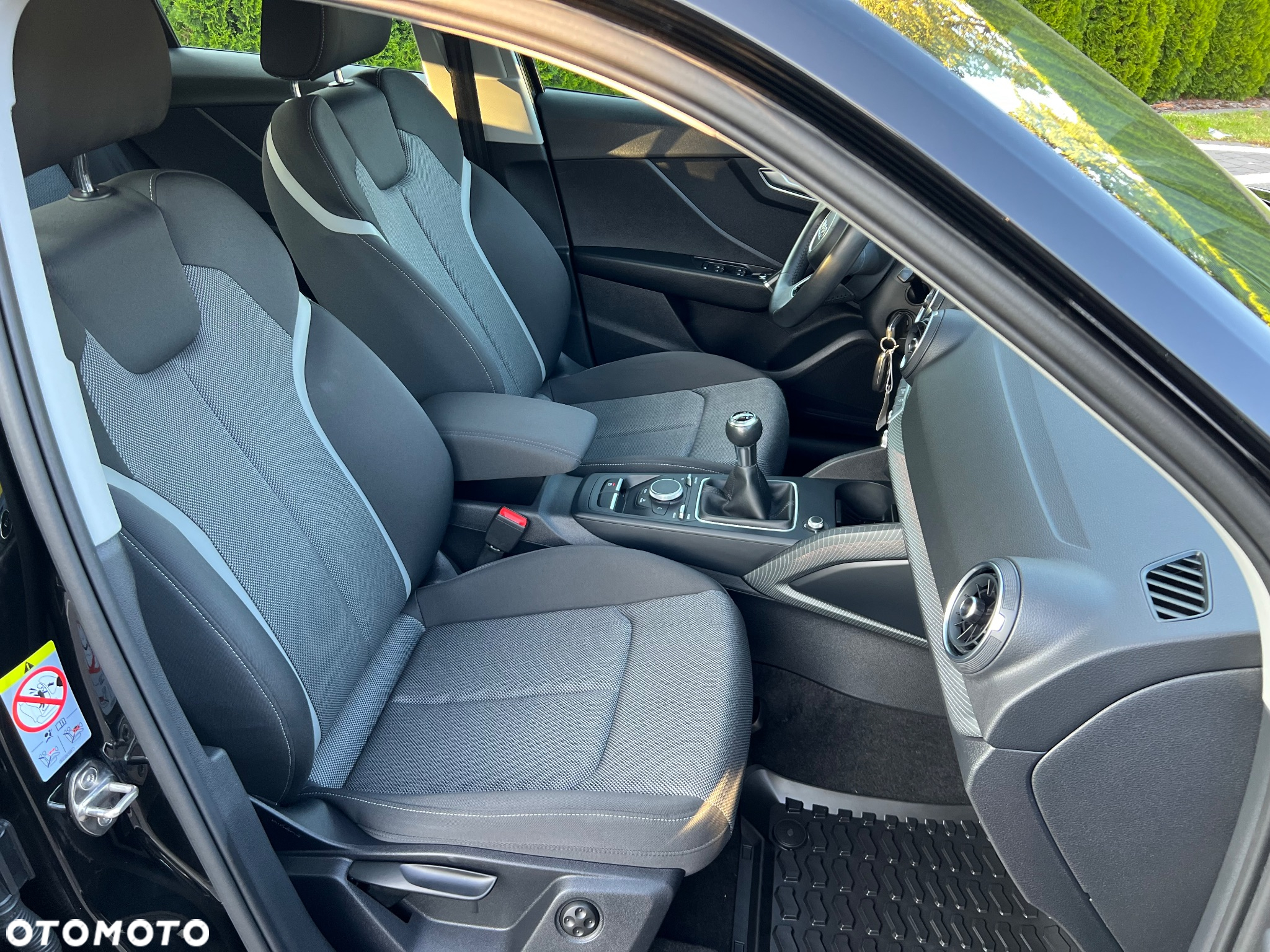 Audi Q2 1.0 TFSI ultra design - 27