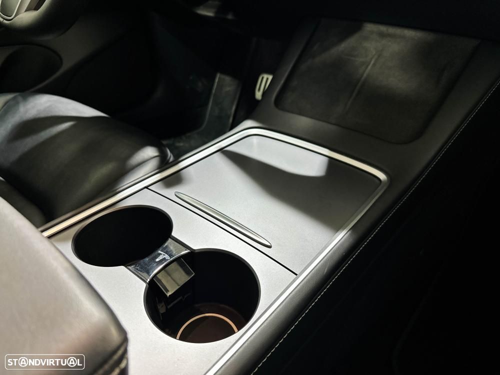 Tesla Model 3 Long Range AWD Dual Motor - 31