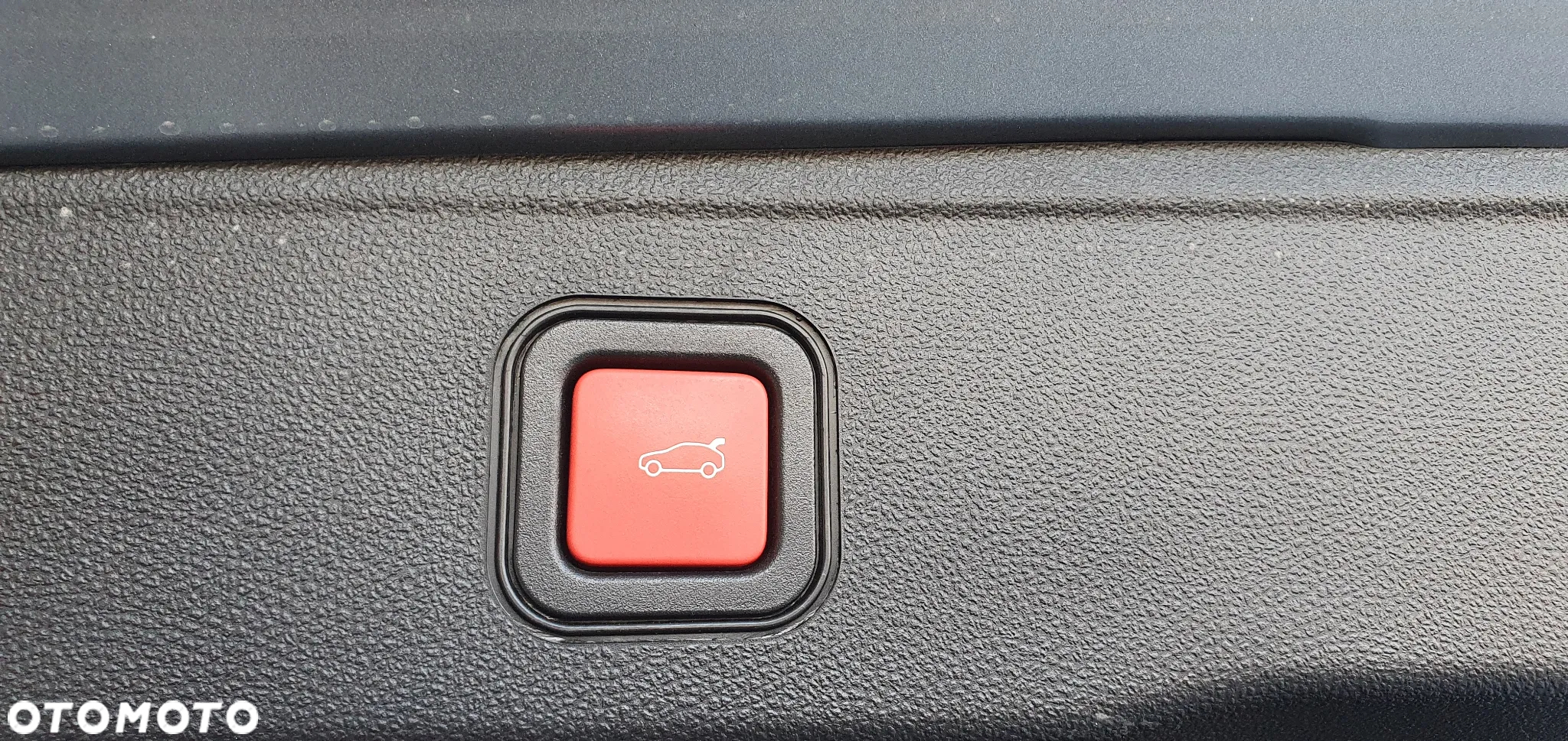 Jeep Avenger 54kWh Summit - 17