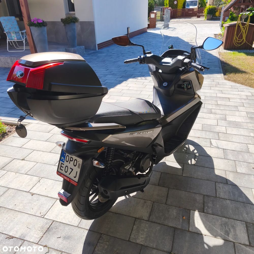 Kymco Skytown - 4