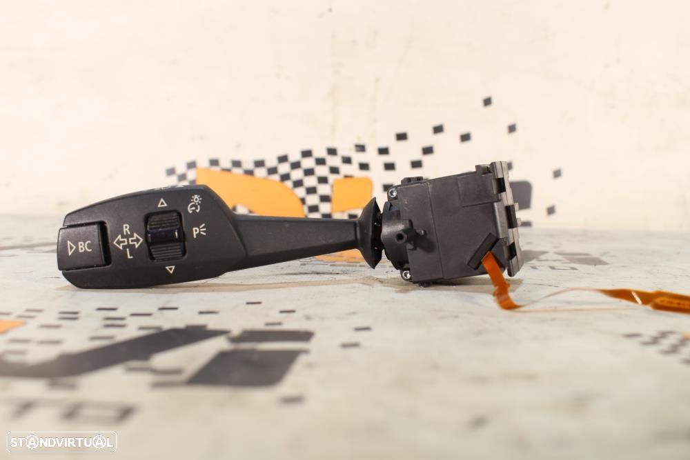 Manete Das Luzes / Piscas Bmw 3 (E90)  01108160 / E81 E82 E87 E88 E90 - 1